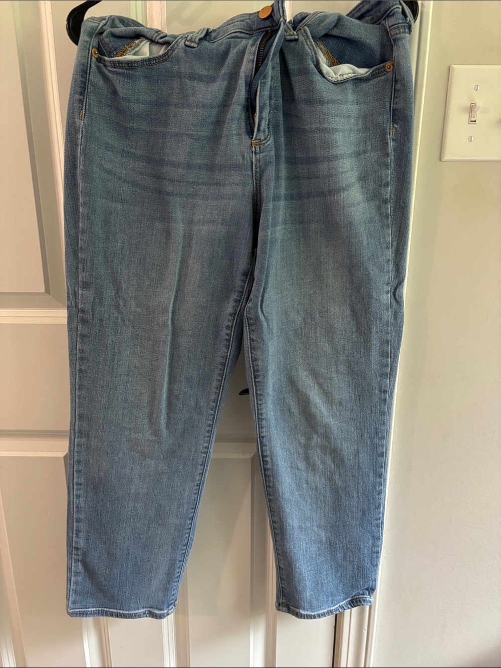 Universal Thread Light Blue Boyfriend Jeans